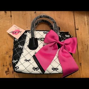 NWT Betsy Johnson Crossbody bag